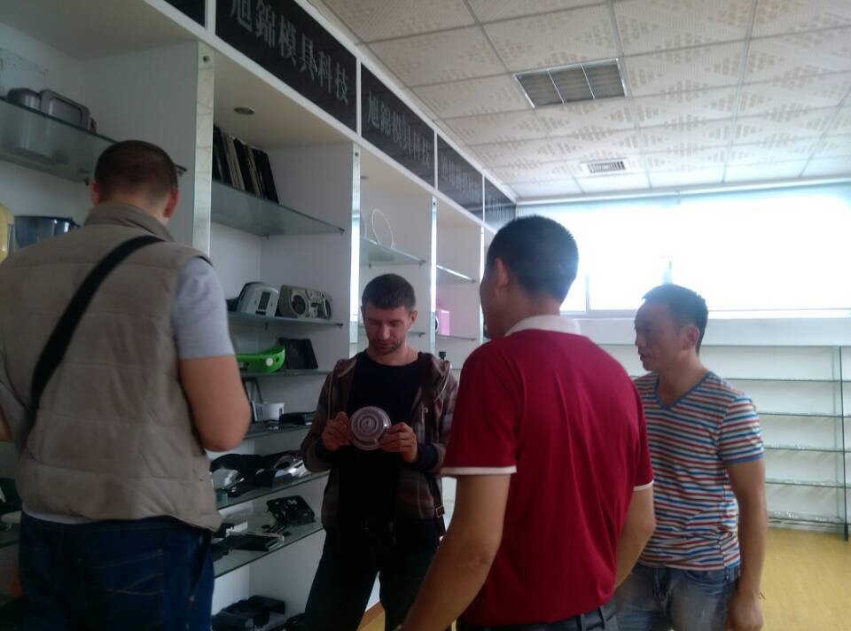 旭錦成交俄羅斯客戶，注塑模具加工【圖】