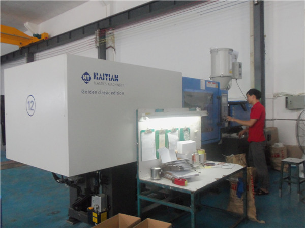 塑膠模具廠 塑膠模具廠